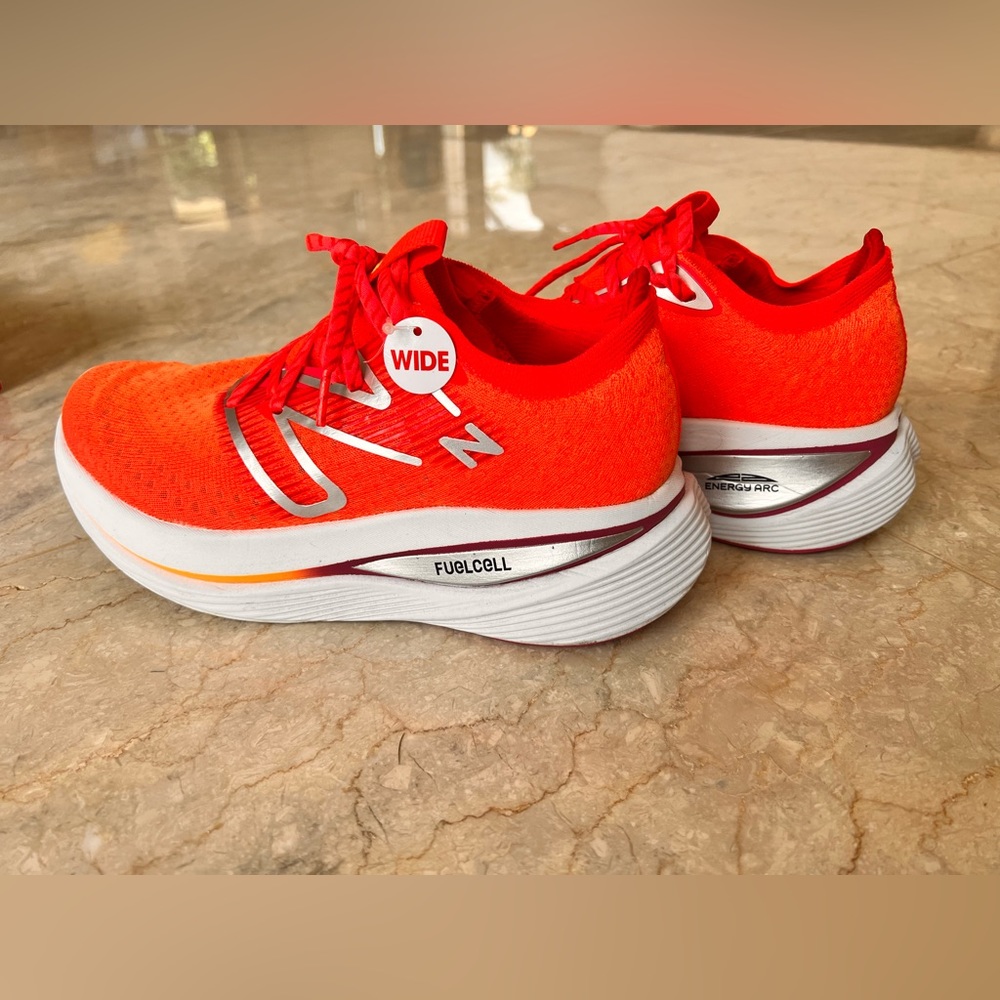 New Balance FuelCell SuperComp Trainer 8.5 2E Wide